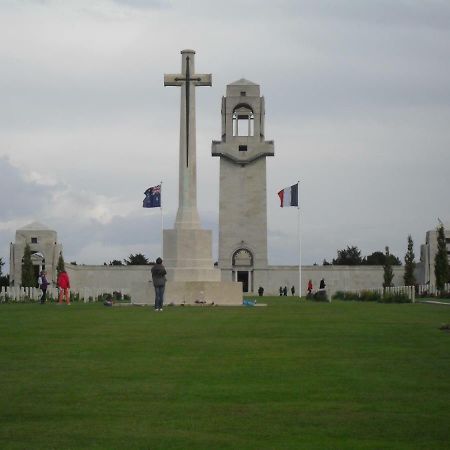 Апартаменты Le Gite De Beatrice Et Laurent Villers-Bretonneux Экстерьер фото